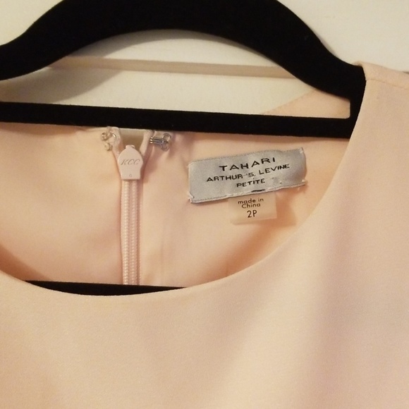 Dress - Picture 6 of 8